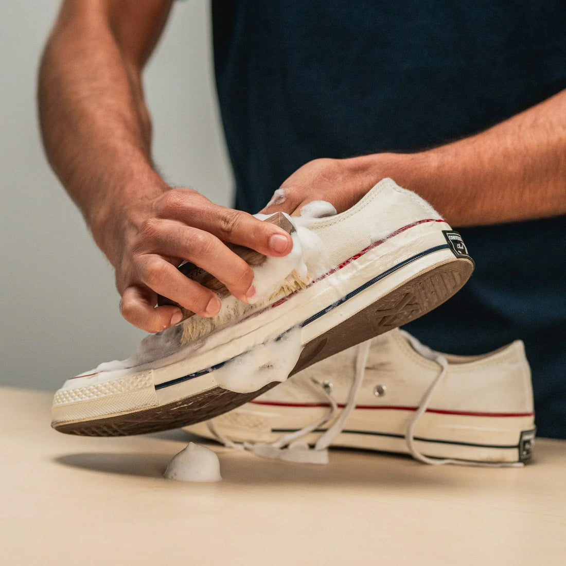 Cómo Limpiar: Tenis de Tela